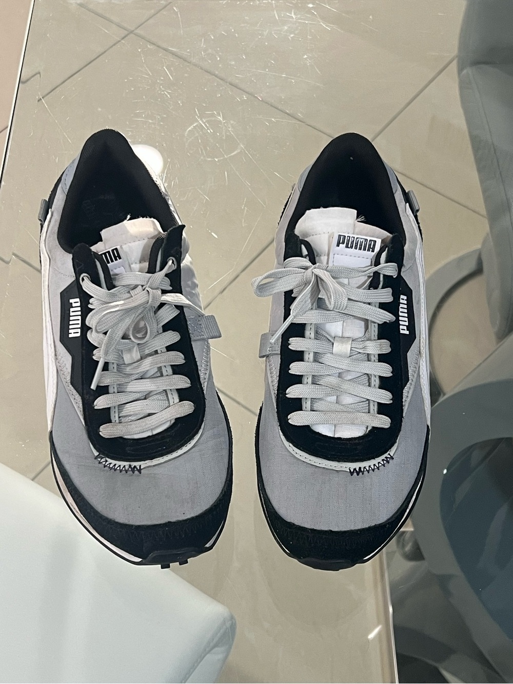 Puma Men's Athletic Shoes Gray White Black Lace Up size 10.5